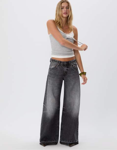 Stradivarius - D66 - Jeans met super wijde pijpen en lage taille in zwarte denim met gewassen effect - view 1