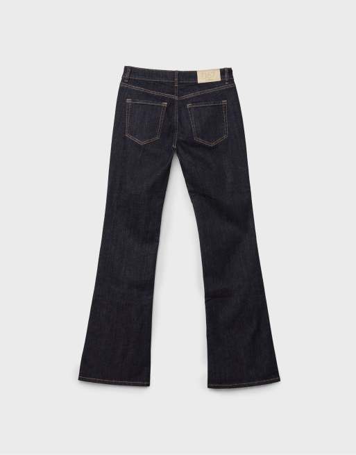 Stradivarius - D67 - Slim-fit bootcut jeans in rinse blauwe denim, 7 van 7