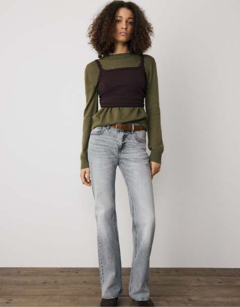 Stradivarius - D68 - Lysegrå forvaskede jeans i denim med boot cut samt bælte - view 1