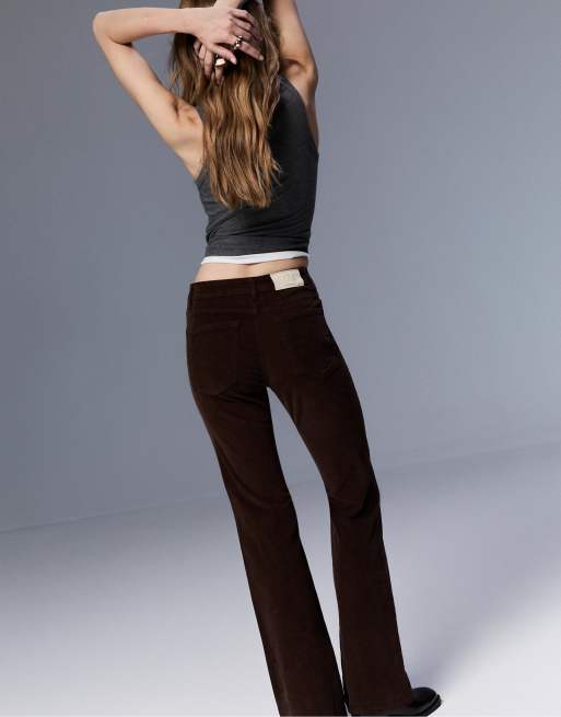 Stradivarius - D74 - Pantalon évasé en velours côtelé - Marron, 4 de 4