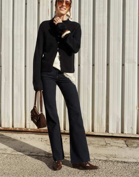 Stradivarius D74 split hem flared jeans in dark blue 