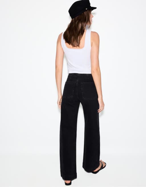 Stradivarius – D77 – Jeans in verwaschenem Schwarz mit schlichtem Design und Taschen, 3 von 4