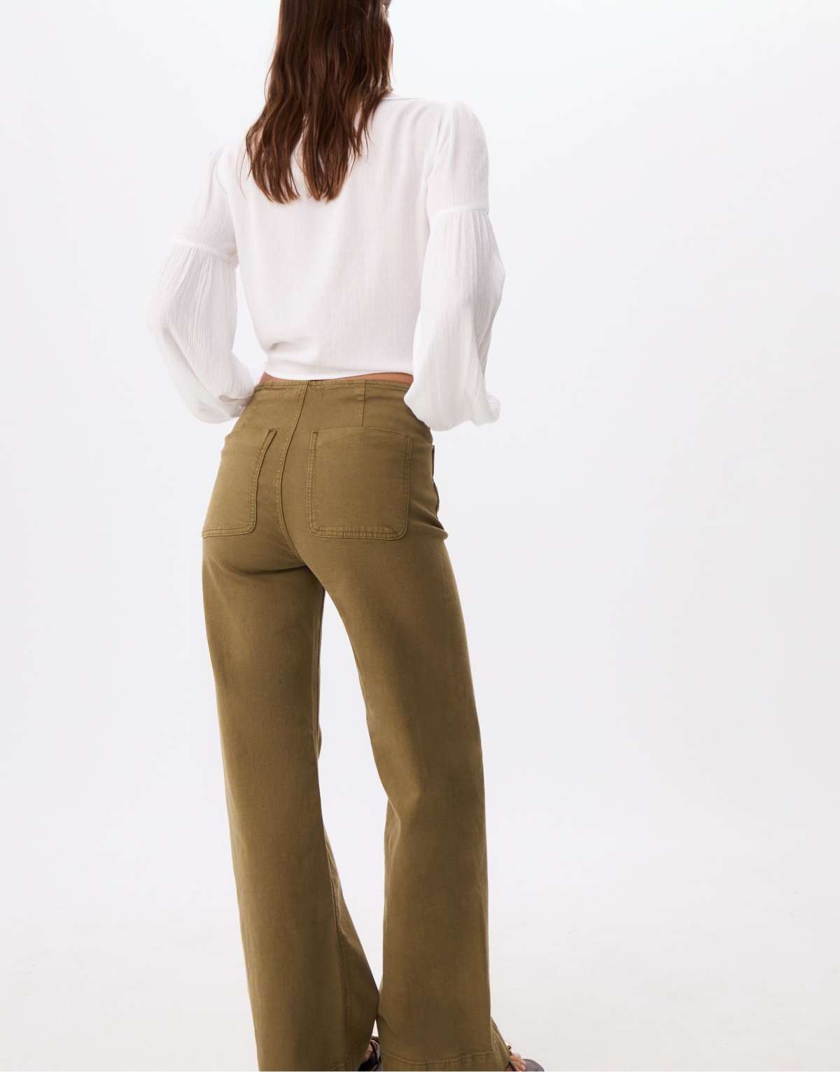 Stradivarius D77 minimalist trousers with pockets in khaki