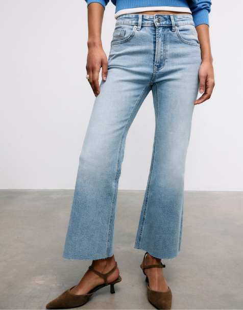 Stradivarius D78 cropped flared jeans in light bleach