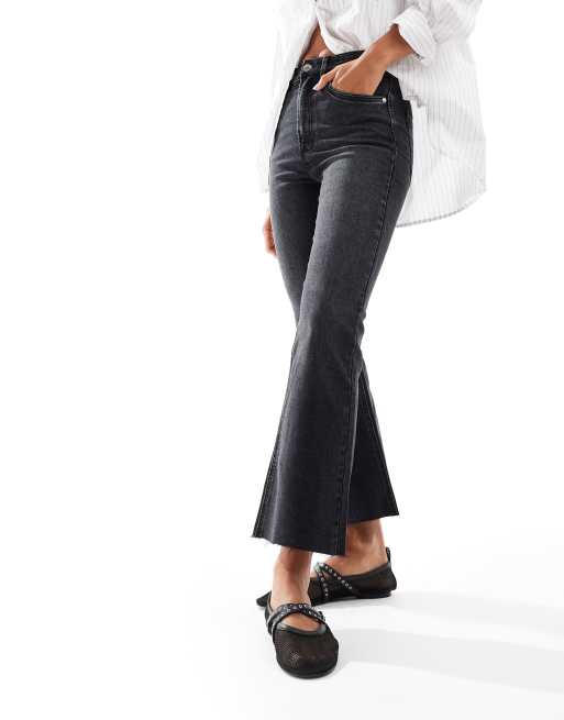 Stradivarius - D78 - Sorte cropped jeans med svaj, 3 af 5