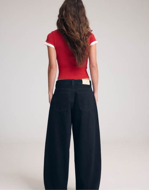 Stradivarius D80 Barrel-Jeans in schwarz gewaschener Denim-Optik, 3 von 7