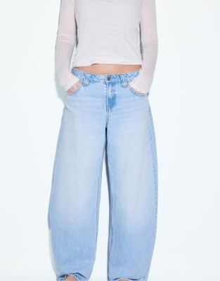 Stradivarius - D80 - Jean bouffant - Bleu moyen clair