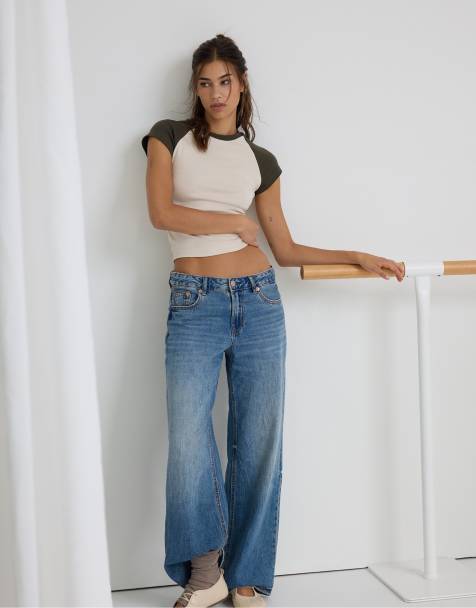 Stradivarius D91 low wide-leg jeans in medium denim wash - view 1