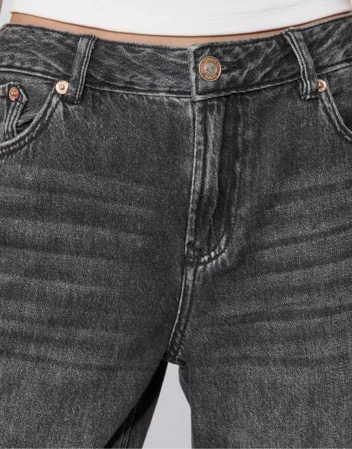 Stradivarius – D91 – Svarta, tvättade jeans med låg midja och vida ben, 4 av 4
