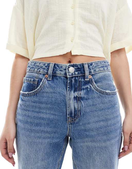 Stradivarius D92 denim straight jeans in medium wash