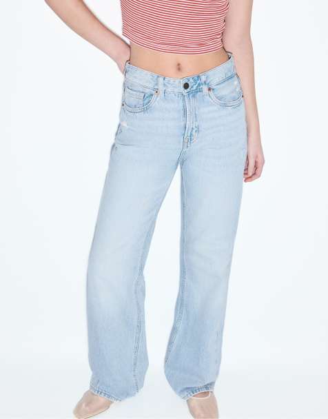 Stradivarius – D92 – Gerade geschnittene Jeans in ausgebleichtem Blau mit weitem Bein - view 1