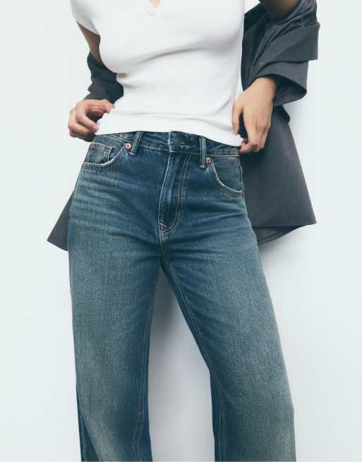 Stradivarius - D92 - Jeans dritti a fondo ampio in denim lavaggio grigio chiaro, 3 di 4