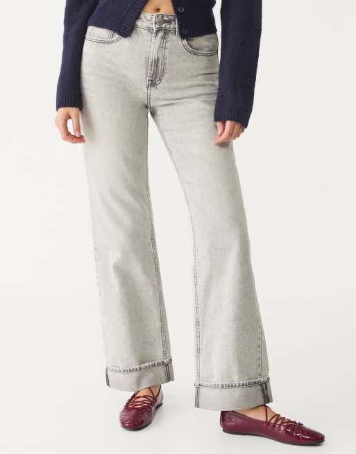Stradivarius – D92 – Straight Jeans in Hellgrau mit weitem Bein