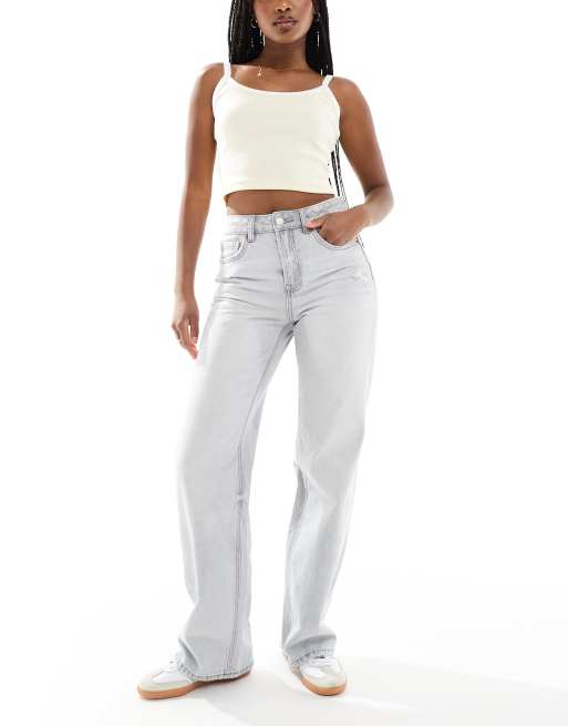 Stradivarius – D92 – Weit geschnittene Dad-Jeans in hellgrauer Waschung