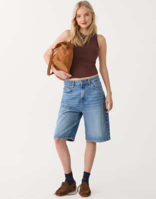 Stradivarius - D95 - Bermuda-Jorts in Hellblau