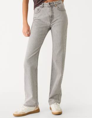 Stradivarius - D98 - Jeans in Blau überfärbt im Vintage-Stil mit geradem Beinschnitt-Grau