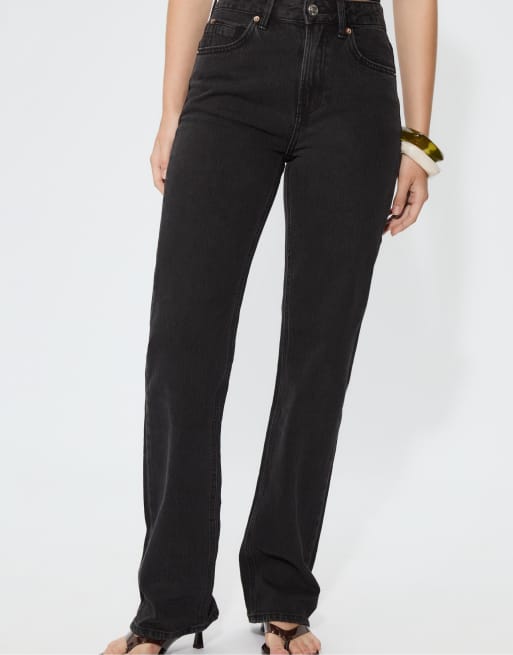 Stradivarius D98 straight-leg jeans in black denim washed effect, 2 of 4