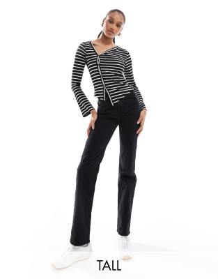 D98 Tall straight leg jeans in black