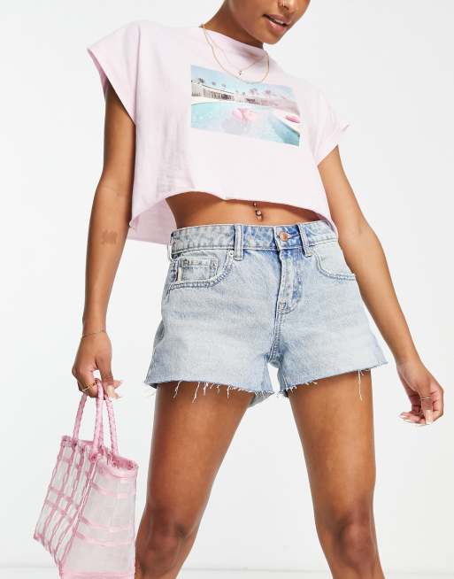 Stradivarius - Denim hotpants met lage taille en lichte wassing 