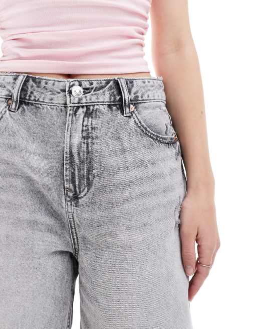 Stradivarius denim jort in washed gray