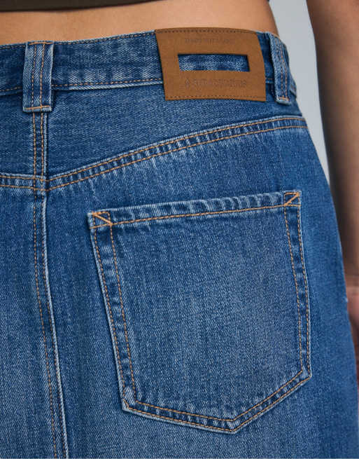 Stradivarius Denim midi skirt in medium denim wash, 4 of 7