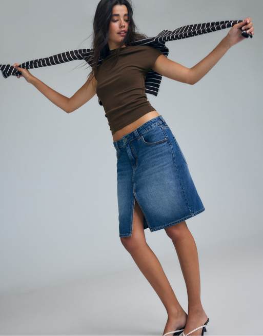 Stradivarius Denim midi skirt in medium denim wash, 5 of 7