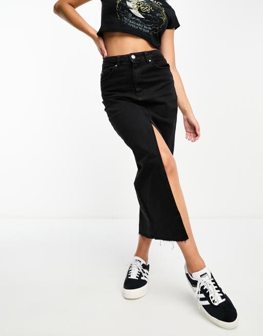 Stradivarius denim midi skirt with front split in black | ASOS