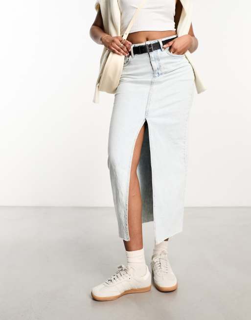 Stradivarius skirt front in light wash blue | ASOS