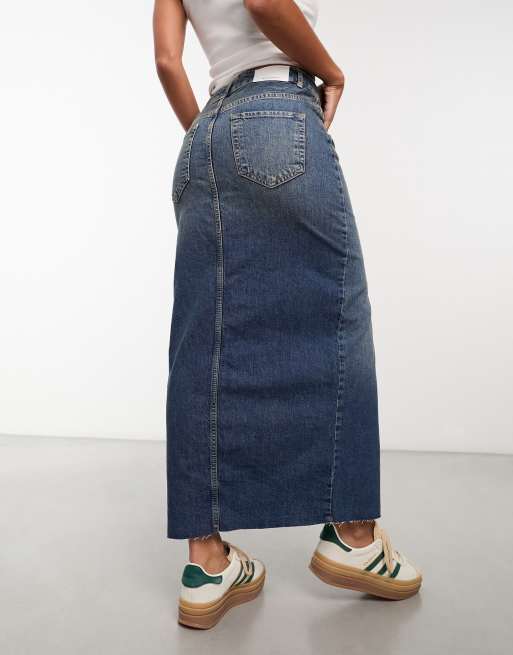 Mid Rise Denim Skirt in Riley Vintage Wash