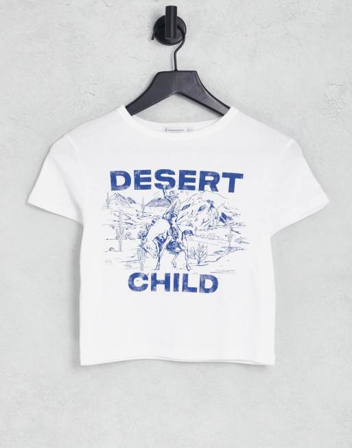 Stradivarius desert slogan crop tee in neutral 