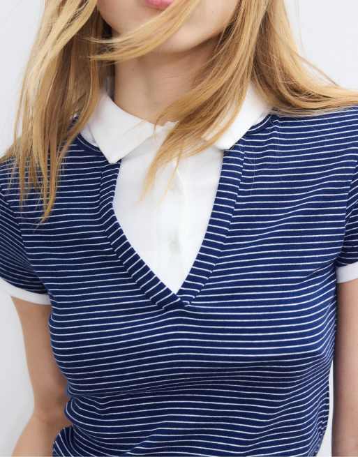 Stradivarius – Doppellagiges, kurzärmliges Polo-T-Shirt in Ecru, 2 von 4