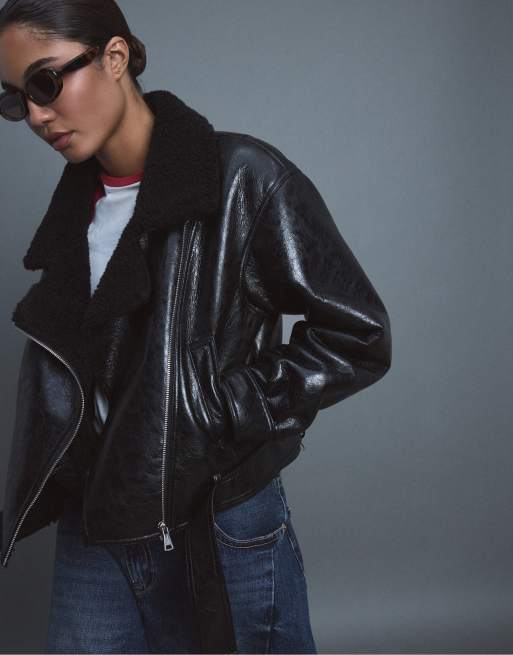 Stradivarius Doubleface-Bikerjacke mit hohem Kragen in Schwarz, 5 von 7