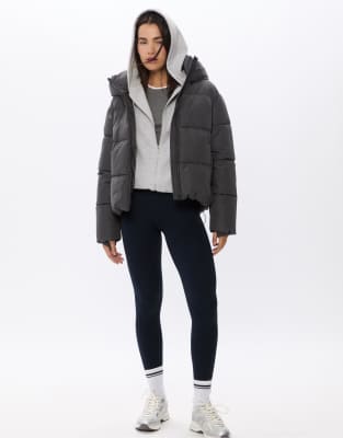 Stradivarius - Doudoune basique à capuche - Gris foncé | ASOS