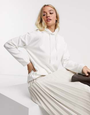 white hoodie drawstring