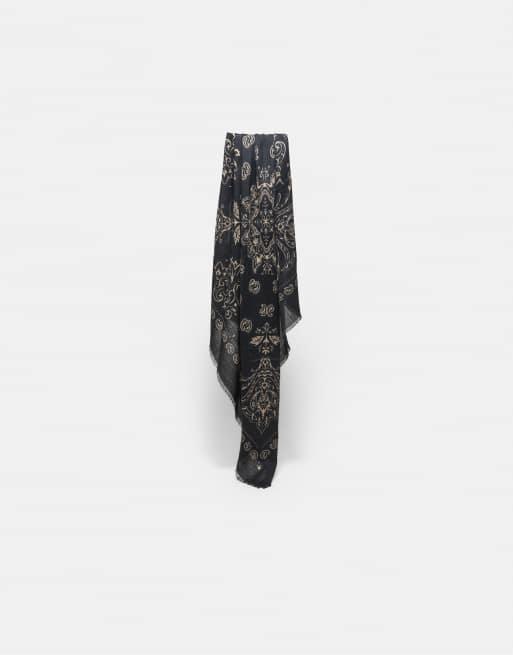 Stradivarius écharpe effet cachemire noire, 4 de 4