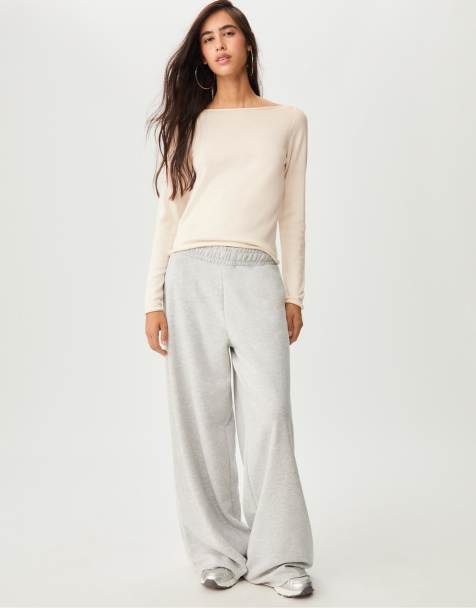 Stradivarius - Ecrufarvet figursyet sweater med bådudskæring - view 1