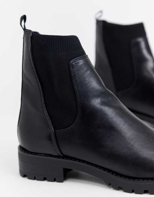 Stradivarius elastic 2025 side chelsea boot