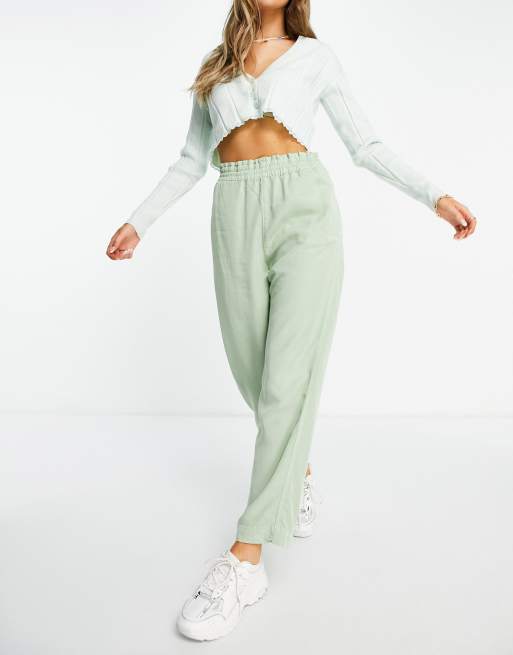 stradivarius khaki trousers