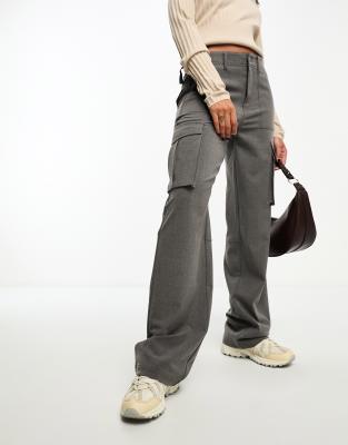 Stradivarius - Elegante Cargohose in Grau mit verstellbarem Bund