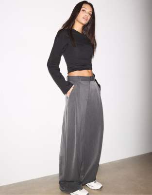 Stradivarius - Elegante Hose in Dunkelgrau mit Abnähern