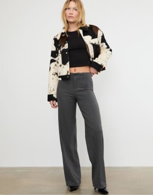 Stradivarius - Elegante Hose in Dunkelgrau mit weitem Bein