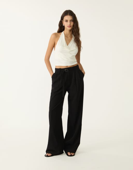 Stradivarius – Elegante Hose in Schwarz mit Schnallendetail
