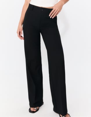 Stradivarius - Elegante Hose in Schwarz mit weitem Bein