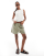 Thumbnail 1 van 5