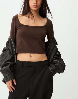 Stradivarius - Elegante, weite Hose in Schwarz