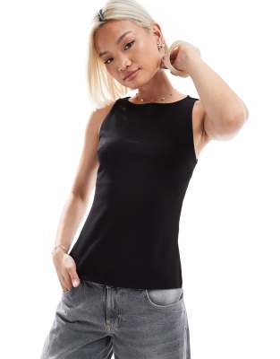 Stradivarius - Elegantes Top in Weiß-Schwarz