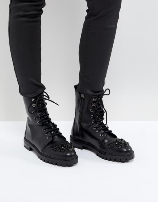 stradivarius mid heel boots in black