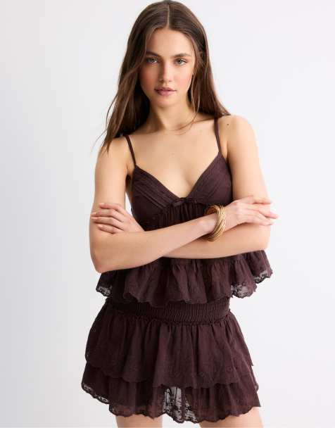 Stradivarius Embroidered flowing strappy top in brown - view 1