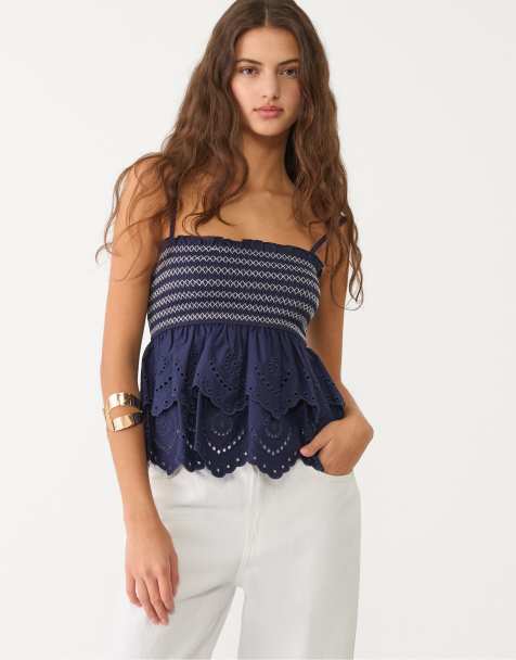 Stradivarius Embroidered ruffled top in dark blue - view 1