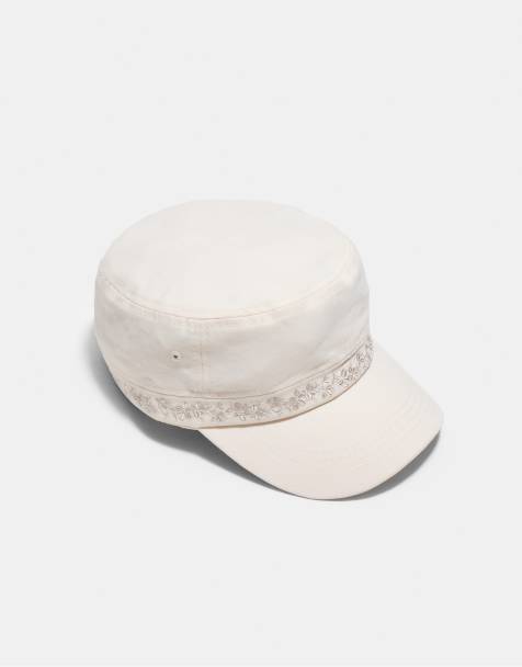 Stradivarius Embroidered sailor cap in ecru - view 1